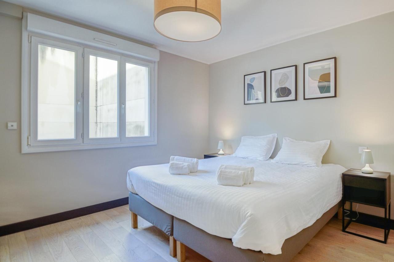 Апартаменты Le Gambetta - T3 Standing Avec Parking, Wifi, Netflix Лаваль Экстерьер фото